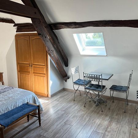 Le Jaonnet Bed & Breakfast Nabirat Екстериор снимка