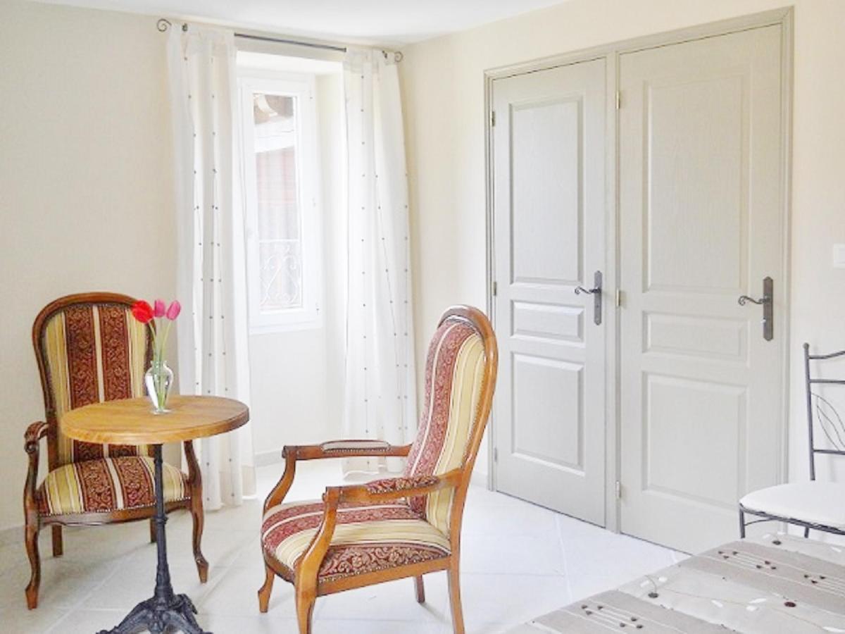 Le Jaonnet Bed & Breakfast Nabirat Стая снимка