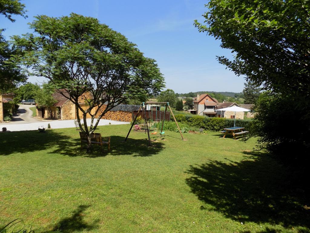 Le Jaonnet Bed & Breakfast Nabirat Екстериор снимка