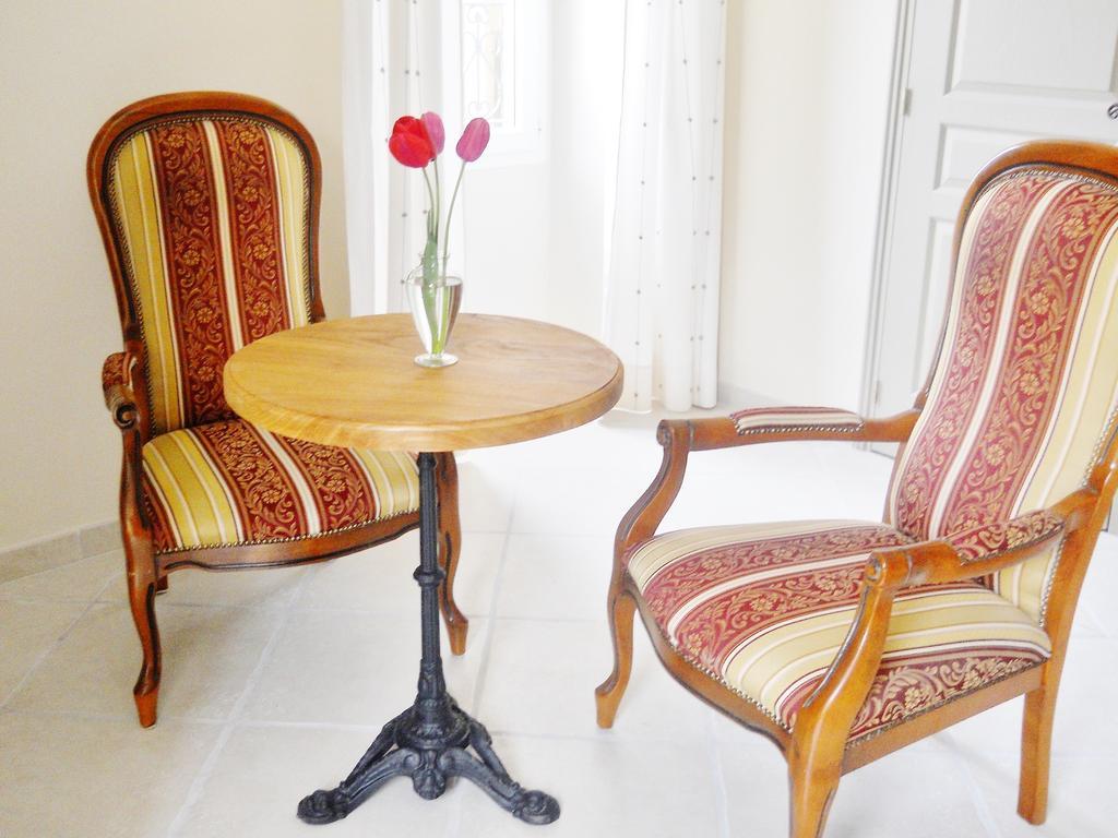 Le Jaonnet Bed & Breakfast Nabirat Екстериор снимка